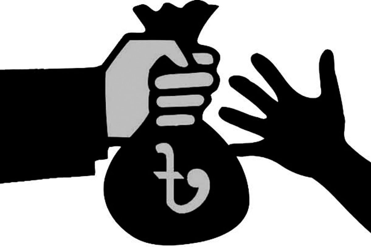 টাকা পাচার চলছেই