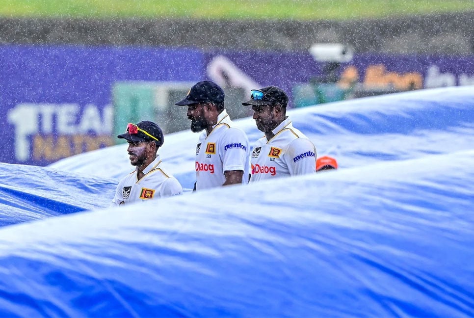 বৃষ্টি নামার আগে বড় লিড বাংলাদেশের