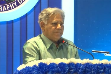 মন্ত্রণালয় ও সংস্থার মধ্যে সমন্বয়ের অভাবে পিছিয়ে পড়ছে দেশ : উপদেষ্টা সাখাওয়াত