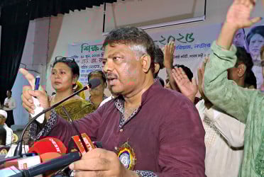 গণতন্ত্র রক্ষায় জিয়া পরিবার সবসময় দেশের মানুষের পাশে দাঁড়িয়েছে : দুলু