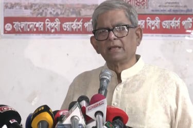 ফ্যাসিস্টরা দেশটাকে ধ্বংস করে দিয়েছে : মির্জা ফখরুল