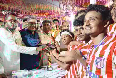 সদরপুরে ডে নাইট ফুটবল টুর্নামেন্টের ফাইনাল অনুষ্ঠিত