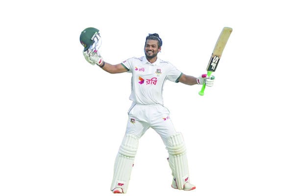 ঝোপ বুঝে নাজমুলের কোপ