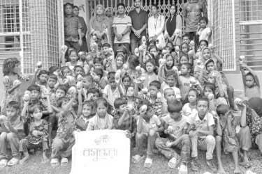 বসুন্ধরা শুভসংঘের উদ্যোগে মৌসুমি ফল উৎসব