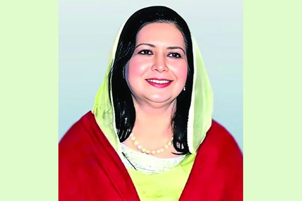 ভোটার হচ্ছেন জুবাইদা রহমান