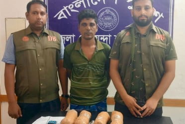 চুয়াডাঙ্গায় গাঁজাসহ আটক ১