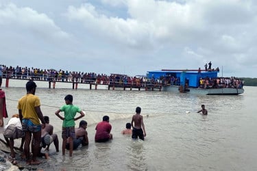 রাঙ্গাবালীতে ট্রলার থেকে পড়ে জেলে নিখোঁজ