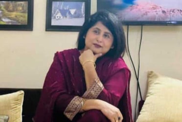 রাজধানীতে স্বেচ্ছাসেবক লীগ নেত্রী আয়েশা গ্রেফতার