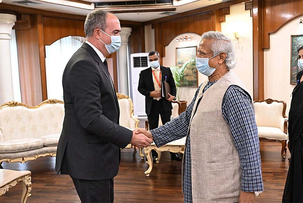 কসোভোকে বাংলাদেশে বিনিয়োগের আহ্বান প্রধান উপদেষ্টার