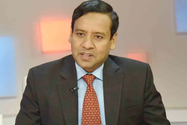 কোনোদিন ভোটকেন্দ্রে যায়নি, তারা শেখাচ্ছে কীভাবে ভোট হবে: রনি