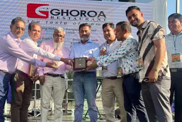 প্রাণের আমেজ আর হৃদয়ের উষ্ণতায় ব্রুকলীন পথমেলায় মানবতার জয়গান