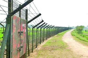 সীমান্ত দিয়ে ৪৬ জনকে পুশইন করল বিএসএফ