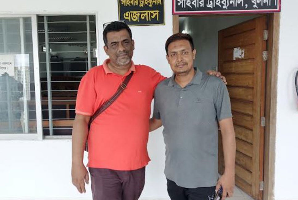 ডিজিটাল নিরাপত্তা আইনের মামলায় খালাস পেলেন কুষ্টিয়ার দুই সাংবাদিক