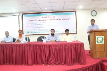 আধুনিক দাপ্তরিক ব্যবস্থাপনায় দক্ষতা অর্জনের ওপর ডুয়েট উপাচার্যের গুরুত্বারোপ