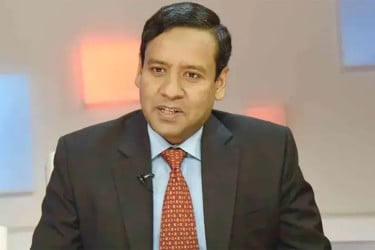 ‘প্লিজ! সব বিষয়ে কথা বলবেন না’ — শেখ হাসিনার উদ্দেশ্যে রনি
