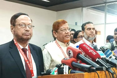 জাতীয় নির্বাচনের আগে স্থানীয় সরকার ভোট চায় জামায়াত