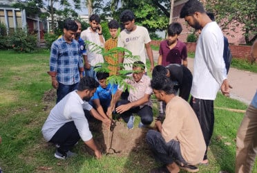রাজশাহী বিশ্ববিদ্যালয়ে বসুন্ধরা শুভসংঘের বৃক্ষরোপণ কর্মসূচি