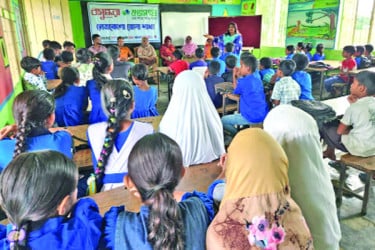 সাঁতার শিক্ষা ও স্বাস্থ্য সচেতনতায় বসুন্ধরা শুভসংঘ