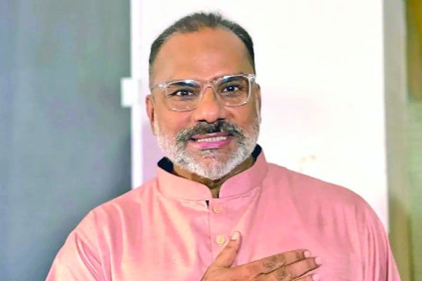 মিশা সওদাগরের চাওয়া
