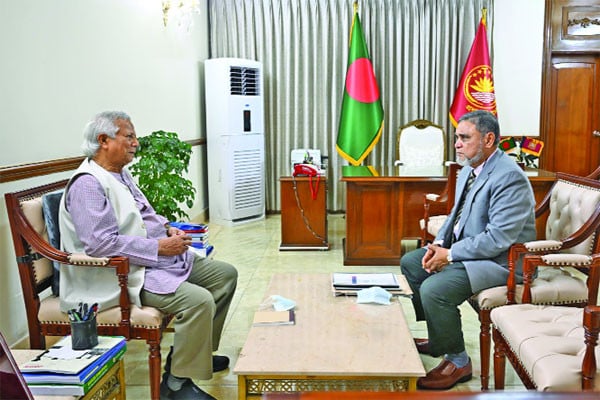 প্রধান উপদেষ্টার সঙ্গে সিইসির বৈঠক