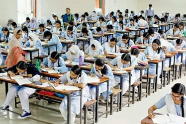 এইচএসসি পরীক্ষা কেন্দ্রে মানতে হবে যেসব স্বাস্থ্যবিধি