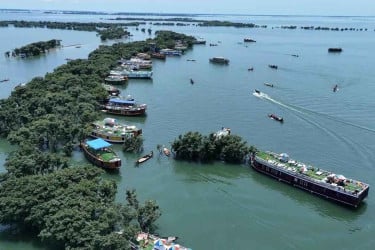 টাঙ্গুয়ার হাওরে গাঁজা সেবন, ৫ পর্যটকের কারাদণ্ড