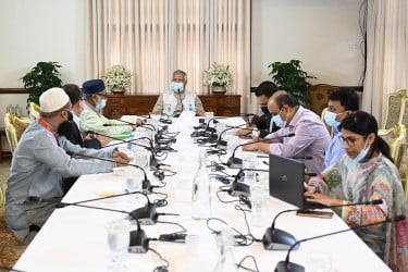 সুষ্ঠু হজ ব্যবস্থাপনার জন্য সংশ্লিষ্টদের প্রধান উপদেষ্টার অভিনন্দন