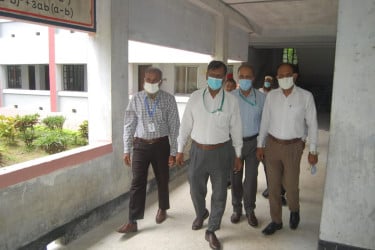 বরিশালে ৬ শিক্ষক অব্যাহতি, বহিষ্কার ১ পরীক্ষার্থী