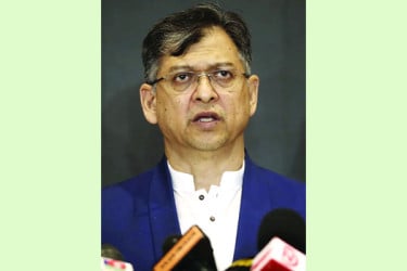 আলোচনার চেয়ে খাওয়া দাওয়া বেশি