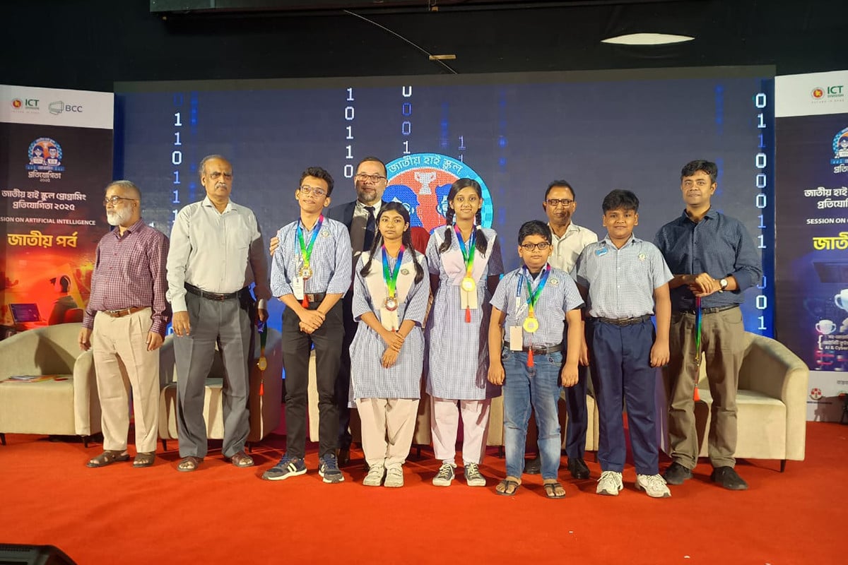 জাতীয় স্কুল দাবায় সাউথ পয়েন্ট স্কুলের দ্বৈত সাফল্য