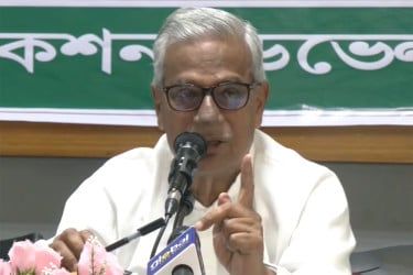 রোজার আগেই নির্বাচন দিয়ে প্রধান উপদেষ্টাকে নজির স্থাপনের অনুরোধ ফারুকের