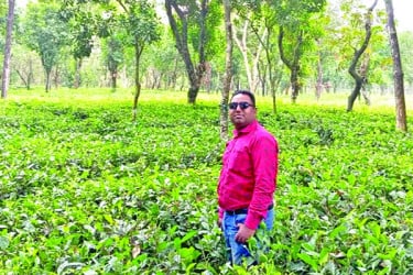 মা-মাটি মানুষকে জানতে ৬৪ জেলা ভ্রমণ