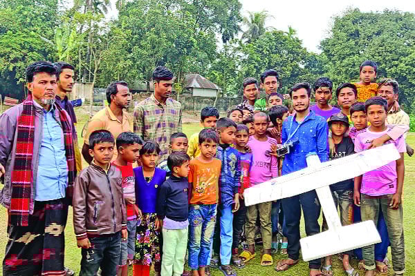 আলমগীরের বিমান নিয়ে অনিশ্চয়তা