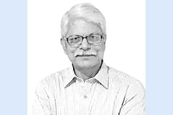 ইরানে ফের হামলা-প্রস্তুতির যুদ্ধবিরতি!