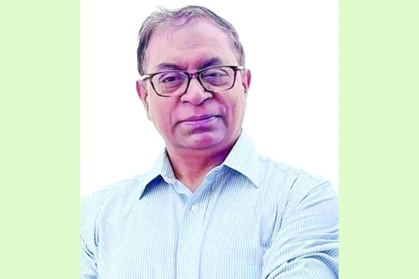 সরকারকে বিতর্ক থেকে বেরিয়ে আসতে হবে