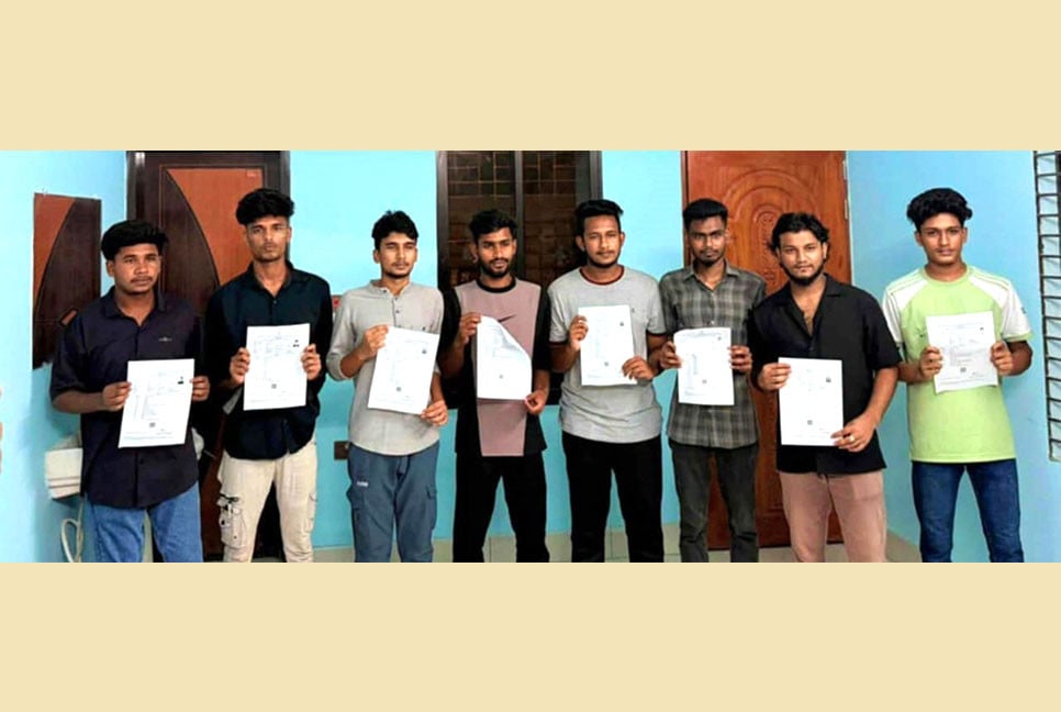 জামালপুরে পরীক্ষা দেওয়ার সুযোগ পেল সেই ১২ শিক্ষার্থী