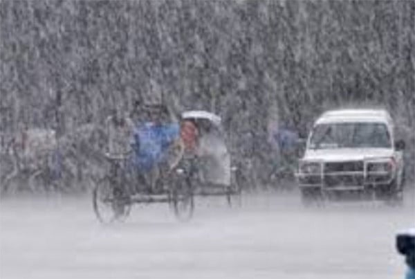 ভারি বৃষ্টিপাতের বার্তা দিলো আবহাওয়া অধিদপ্তর