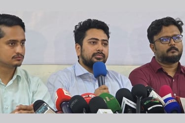 সরকার ব্যর্থ, ৩ আগস্ট জুলাই ঘোষণাপত্র দেবে এনসিপি : নাহিদ