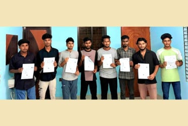 জামালপুরে পরীক্ষা দেওয়ার সুযোগ পেল সেই ১২ শিক্ষার্থী