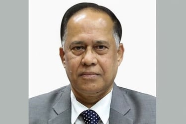 রিমান্ড শেষে কারাগারে সাবেক সিইসি হাবিবুল আউয়াল