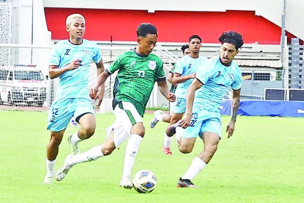 প্রবাসী ফুটবলারদের ট্রায়াল