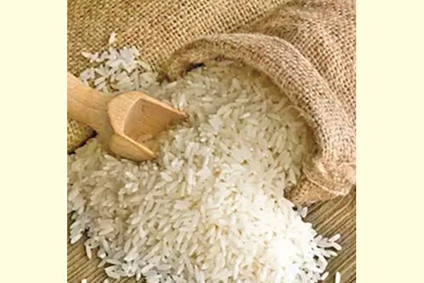 রাজশাহীতে চালের দামে দিশাহারা সাধারণ মানুষ
