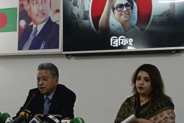 ফেব্রুয়ারিতেই সংসদ নির্বাচন হবে : আমীর খসরু