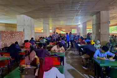বসুন্ধরা শুভসংঘ আইইউবিএটি শাখার আয়োজনে কুইজ প্রতিযোগিতা অনুষ্ঠিত