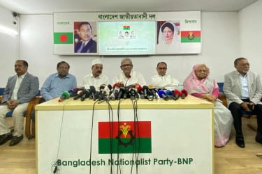 নতুন নির্বাচিত সরকারের সঙ্গে কাজ করতে মুখিয়ে আছে চীন : মির্জা ফখরুল