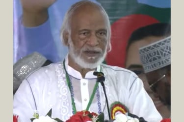 পিআর ইস্যুতে যা বললেন মঈন খান