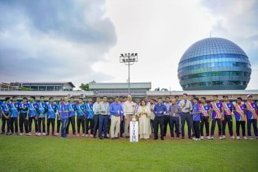 এআইইউবি ইন্টার কলেজ ক্রিকেট চ্যাম্পিয়নশিপ শুরু