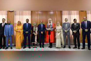 ৪৪ তম বিসিএসে ক্যাডার হলেন ১ হাজার ৬৯০ জন