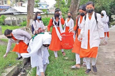 গাইবান্ধায় পরিচ্ছন্নতা অভিযানে শুরু বসুন্ধরা শুভসংঘের