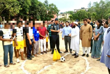 মৌলভীবাজার কারাগারে ফুটবল টুর্নামেন্ট উদ্বোধন